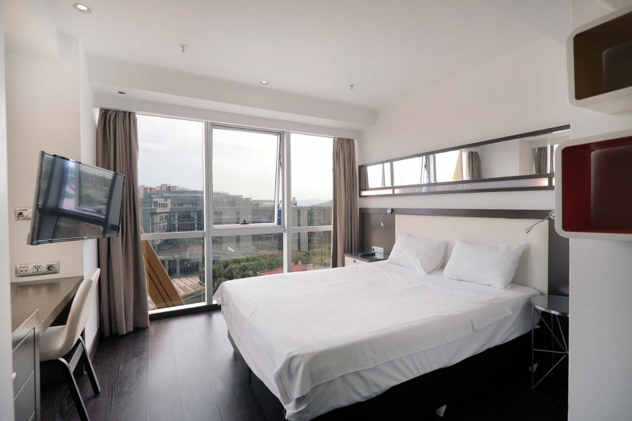 Four Winds Hotel อิสตันบูล ภายนอก รูปภาพ